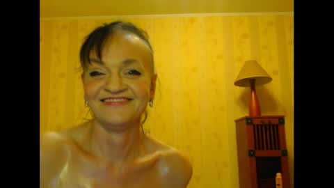 Snapshot of valenttijm3851 chatting on February 21, 7:21 pm valentijm online show from February 21, 7:21 pm