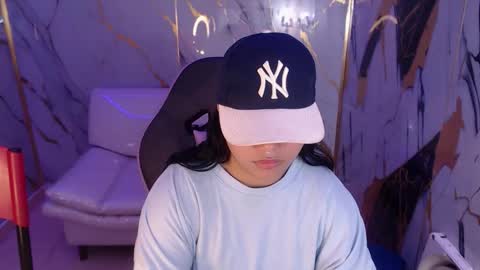 valeri_harpers4 online show from October 7, 4:37 pm