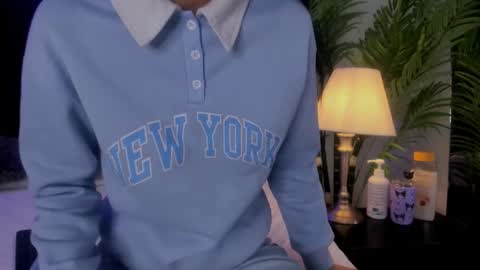 valeri_tafur online show from October 16, 10:49 am