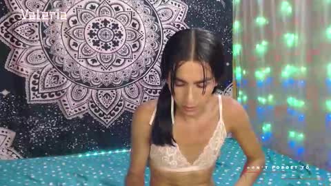 valeria online show from December 16, 2:49 am