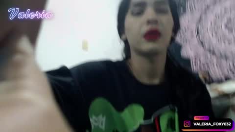 Snapshot of valeria032 chatting on May 7, 6:52 am valeria online show from May 7, 6:52 am