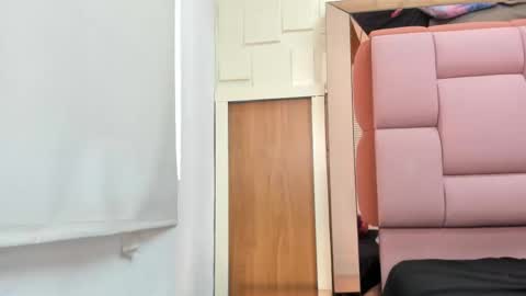 Snapshot of valeria__henao1 chatting on October 9, 7:12 pm valeria__henao1 online show from October 9, 7:12 pm