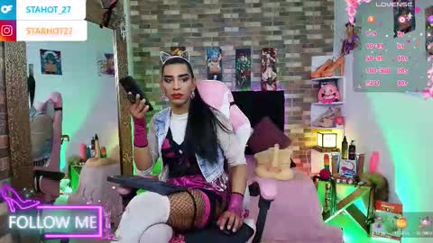 ...VALERIA DIR... online show from October 3, 4:04 pm