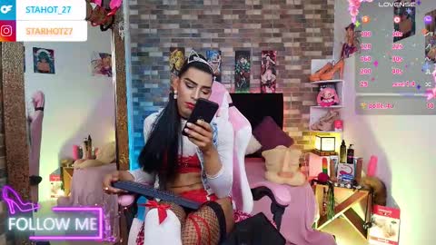 ...VALERIA DIR... online show from October 4, 4:16 pm