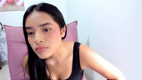 valeria_miller69 online show from October 23, 1:32 pm