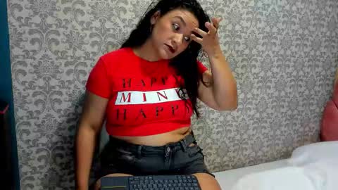 Costume lover online show from February 17, 7:09 pm