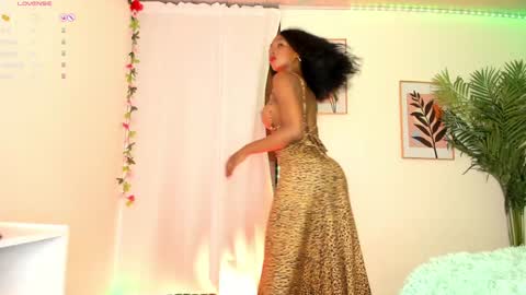 Snapshot of valeria_thompson1 chatting on February 6, 8:34 pm Valeria online show from February 6, 8:34 pm