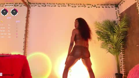 Snapshot of valeria_thompson1 chatting on February 4, 1:11 am Valeria online show from February 4, 1:11 am