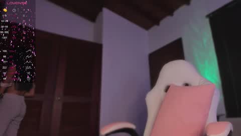    online show from February 20, 10:48 pm