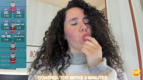 Snapshot of valeriaa_soler chatting on December 18, 7:08 pm Valeria online show from December 18, 7:08 pm