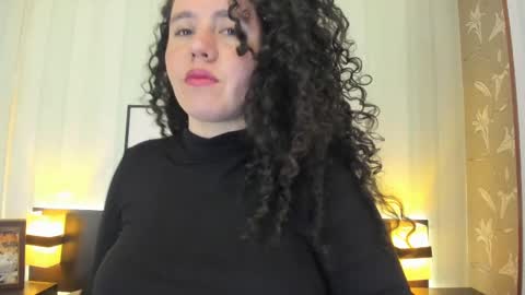 Snapshot of valeriaa_soler chatting on February 27, 12:34 pm Valeria online show from February 27, 12:34 pm