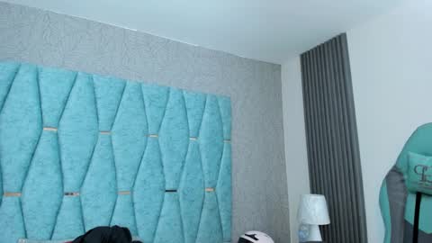 Snapshot of valeriaa_soler chatting on September 15, 6:19 pm Valeria online show from September 15, 6:19 pm