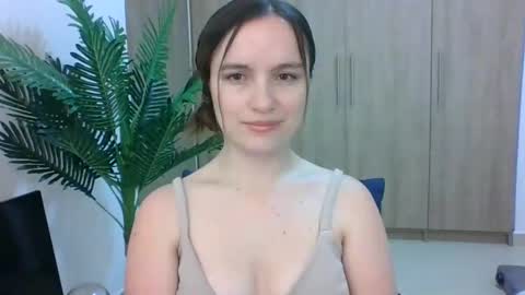 valeriafrannco online show from January 21, 12:04 am