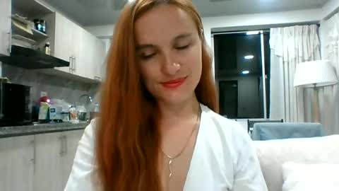 Snapshot of valeriafrannco chatting on June 22, 2:02 am valeriafrannco online show from June 22, 2:02 am