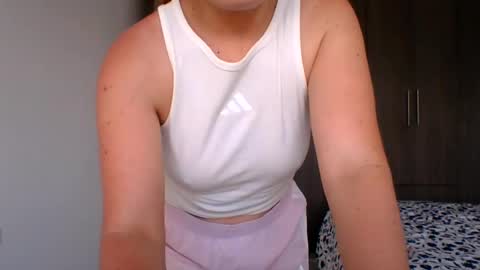 Snapshot of valeriafrannco chatting on July 28, 4:16 pm valeriafrannco online show from July 28, 4:16 pm