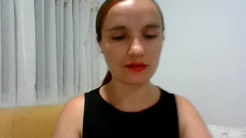 Snapshot of valeriafrannco chatting on August 1, 12:10 am valeriafrannco online show from August 1, 12:10 am