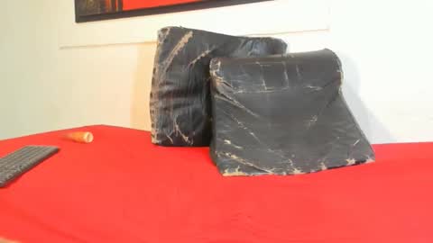 Snapshot of valeriapinkk chatting on November 24, 8:52 pm valeriapinkk online show from November 24, 8:52 pm