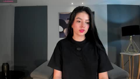 VALERIA ROSSI  online show from February 1, 11:53 am