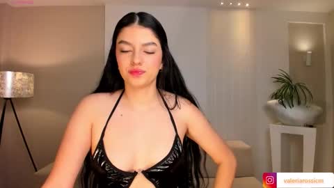 VALERIA ROSSI  online show from February 13, 12:01 pm