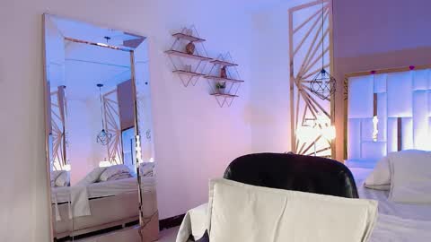 Valerie  online show from April 3, 8:23 am