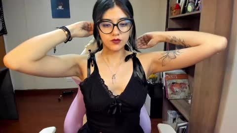 Snapshot of valerie__sky chatting on March 2, 3:02 am Val online show from March 2, 3:02 am