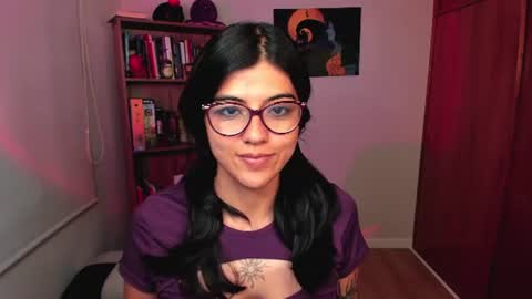 Snapshot of valerie__sky chatting on June 26, 2:49 am Val online show from June 26, 2:49 am