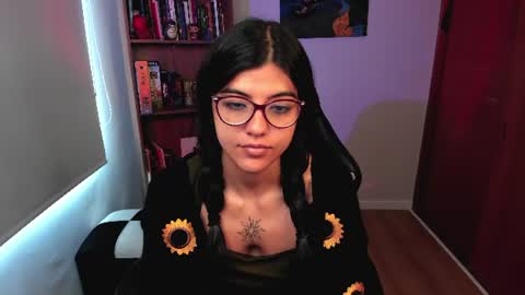 Snapshot of valerie__sky chatting on June 27, 12:22 pm Val online show from June 27, 12:22 pm