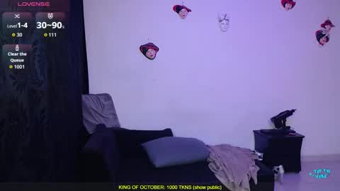 Valerie online show from October 26, 8:59 pm