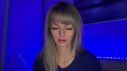 Valerie  online show from December 4, 5:32 pm