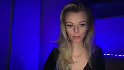 Valerie  online show from March 9, 6:56 pm