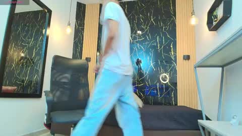 VALERIO  online show from May 15, 3:02 am