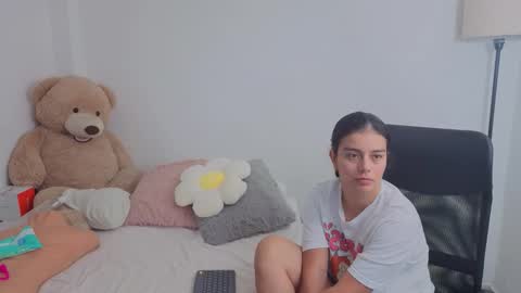 Juli C online show from October 10, 11:48 pm