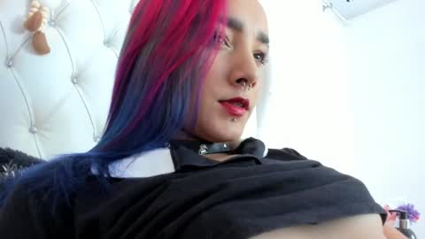 valeria111111 online show from December 13, 10:23 pm