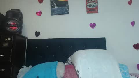 valerivegas online show from November 14, 7:34 pm