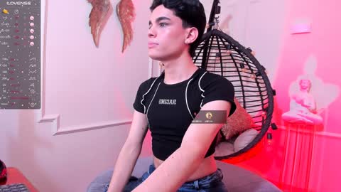 Thomy online show from December 2, 7:49 pm