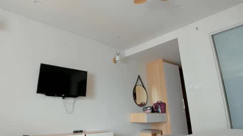 valery_pearson online show from November 28, 1:30 am