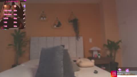 Snapshot of valerycolins chatting on July 19, 1:09 am call me Maria online show from July 19, 1:09 am