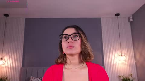 Snapshot of valerynova chatting on June 24, 11:09 am Carla online show from June 24, 11:09 am