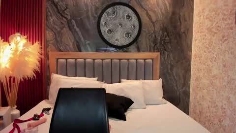 Snapshot of valeryshadey chatting on December 13, 9:20 pm Valerie Shadey online show from December 13, 9:20 pm