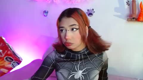 zoe online show from October 10, 9:19 am