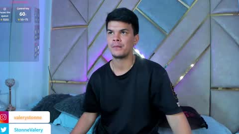 Valery Stonne  online show from March 10, 9:29 pm