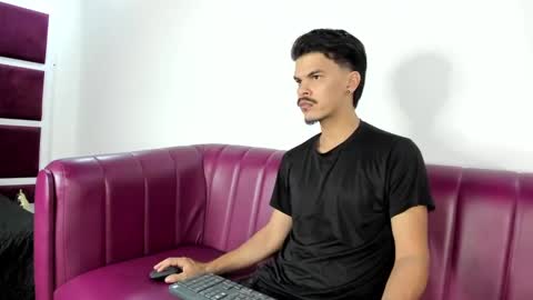 Valery Stonne  online show from September 21, 7:04 pm