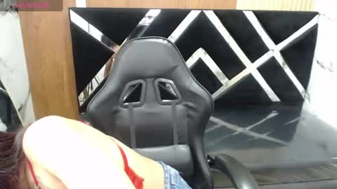 Snapshot of valerytp chatting on June 24, 2:54 am valerytp online show from June 24, 2:54 am