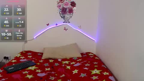 Snapshot of valeryxs1 chatting on October 4, 7:56 pm Angelyxs online show from October 4, 7:56 pm