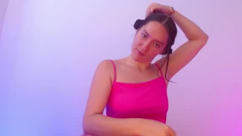 Val online show from September 10, 6:52 pm