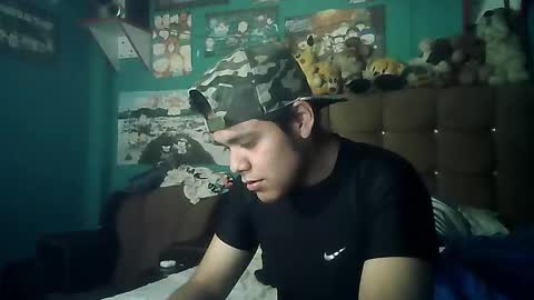 Valesh19 online show from November 18, 1:11 am