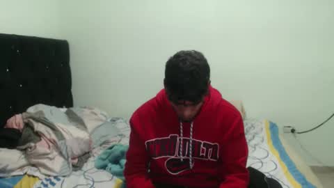 Snapshot of valetsbigcum chatting on May 21, 2:40 am valetsbigcum online show from May 21, 2:40 am