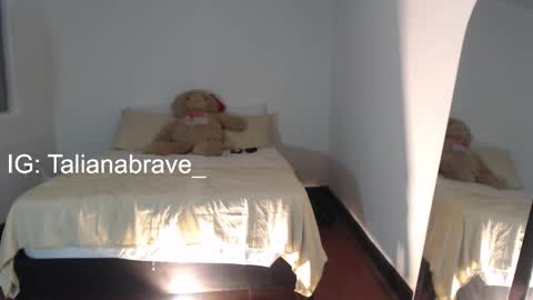 VALIENTE  online show from November 23, 5:29 am