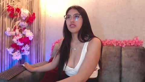 Snapshot of valk_diaz chatting on March 2, 7:15 am Valk online show from March 2, 7:15 am