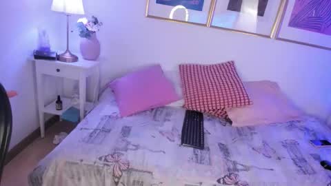 Snapshot of valka_collins chatting on March 3, 5:02 am Valka online show from March 3, 5:02 am